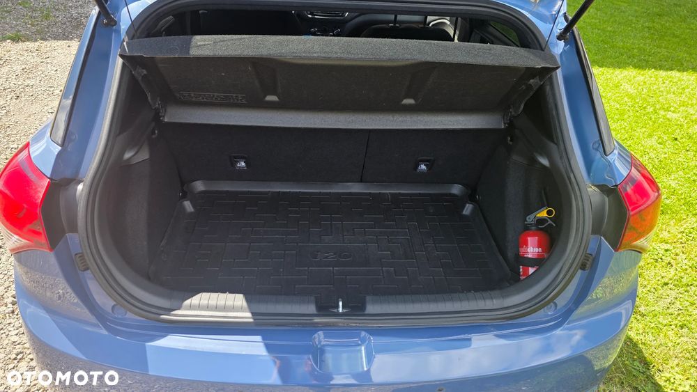 Hyundai i20 - 17