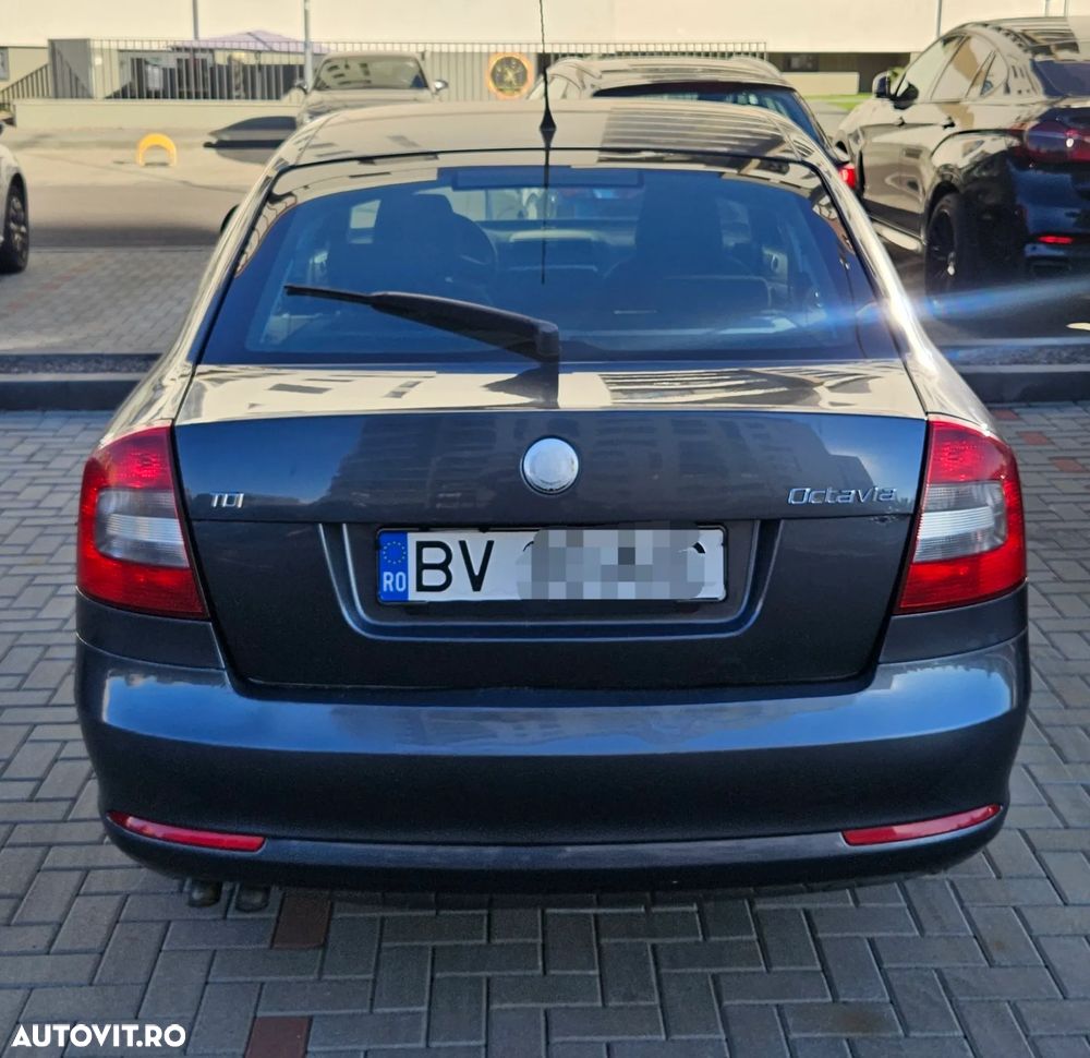 Skoda Octavia - 8
