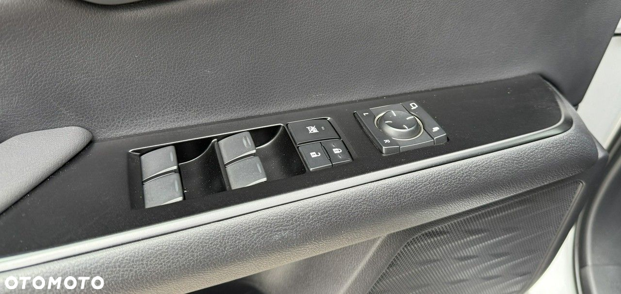 Lexus UX 250h GPF Prestige AWD - 33