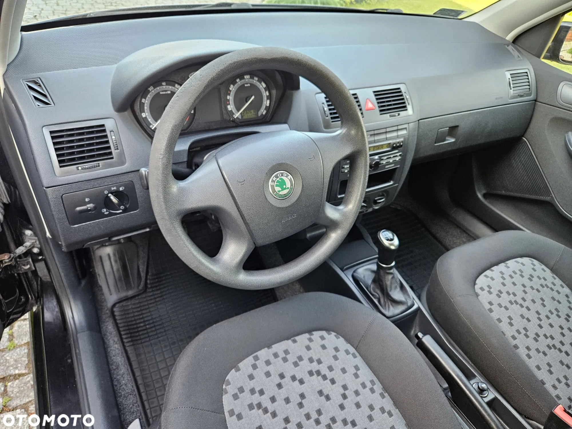 Skoda Fabia - 10