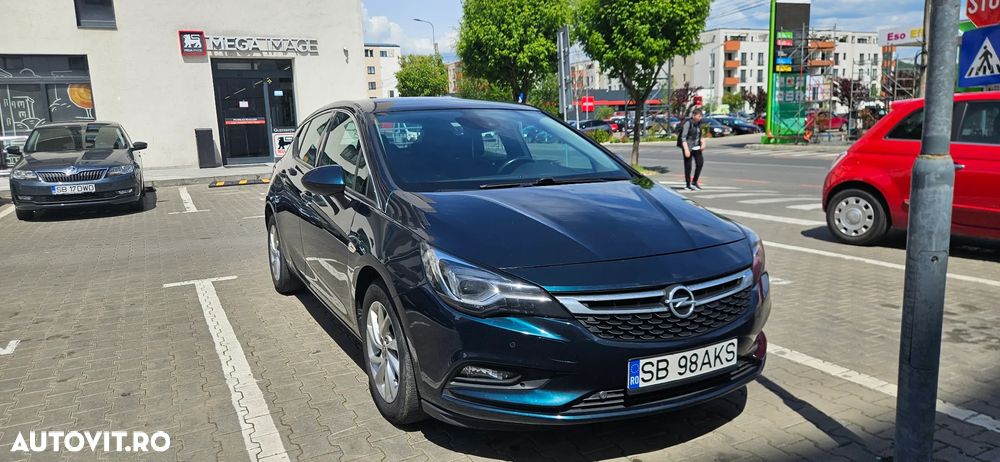 Opel Astra 1.6 CDTI ECOTEC Dynamic Aut. - 1