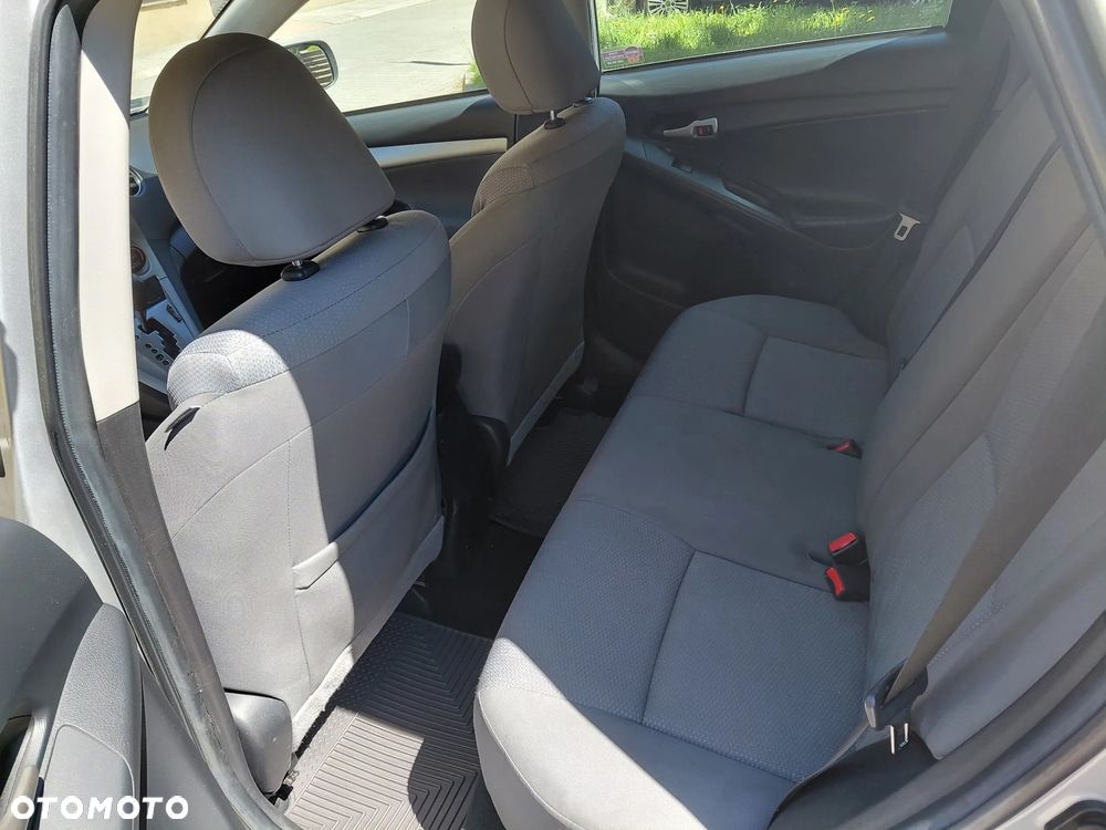 Toyota Matrix - 11