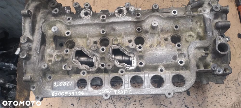 Renault trafic vivaro OPEL 2,0DCI  głowica 8200521007b pokrywa wałki 8200539196 8200808824 - 3