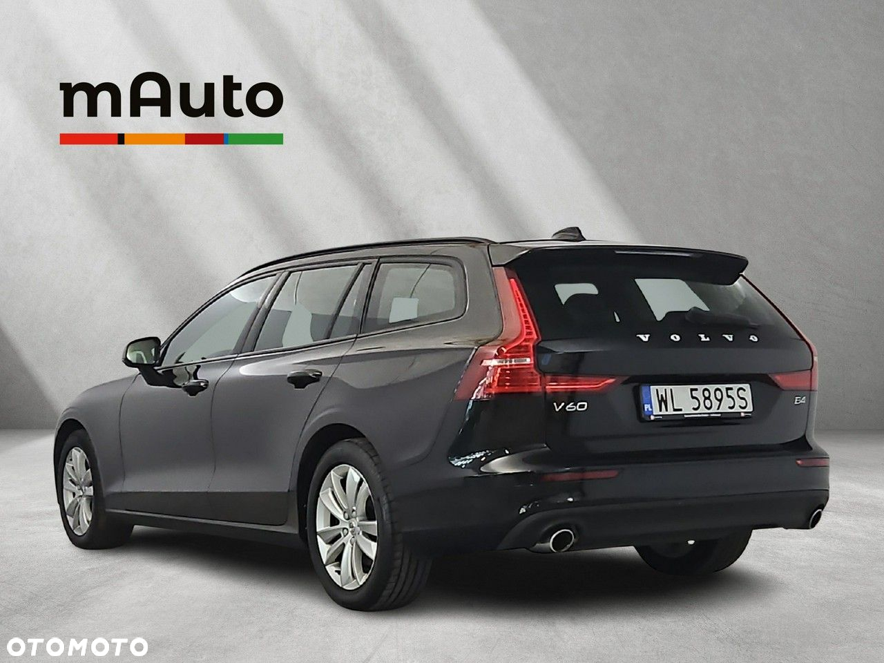 Volvo V60 B4 D Momentum - 3