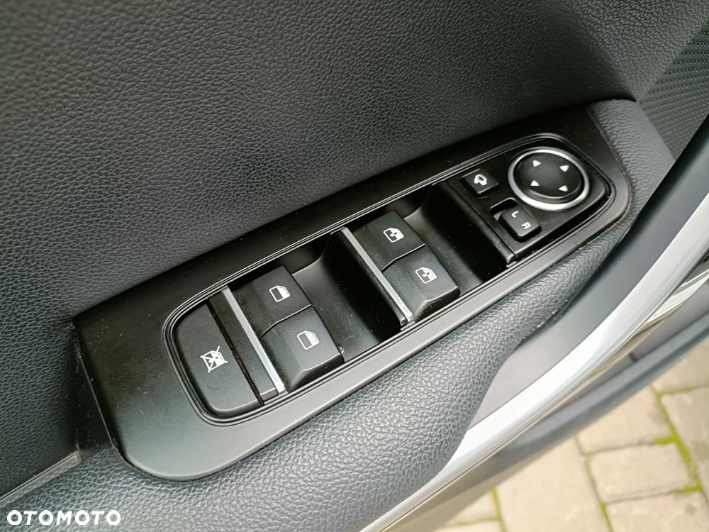 Kia Ceed 1.4 T-GDI L - 17