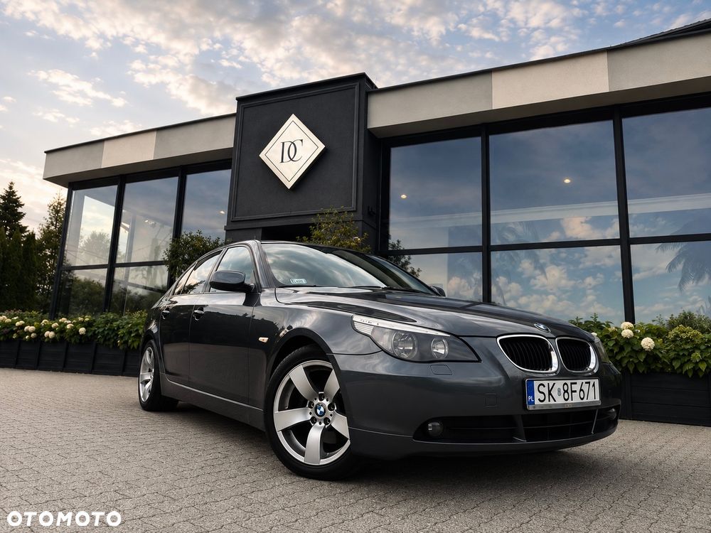 BMW Seria 5 520i - 2