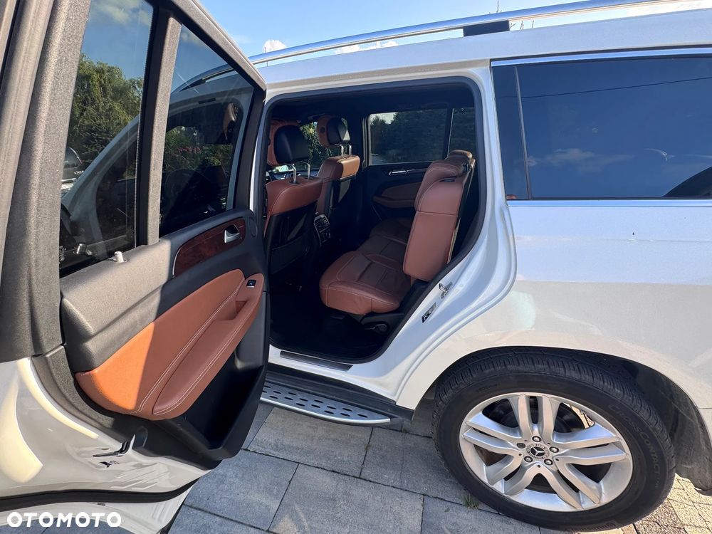 Mercedes-Benz GLS 400 4Matic 9G-TRONIC - 11