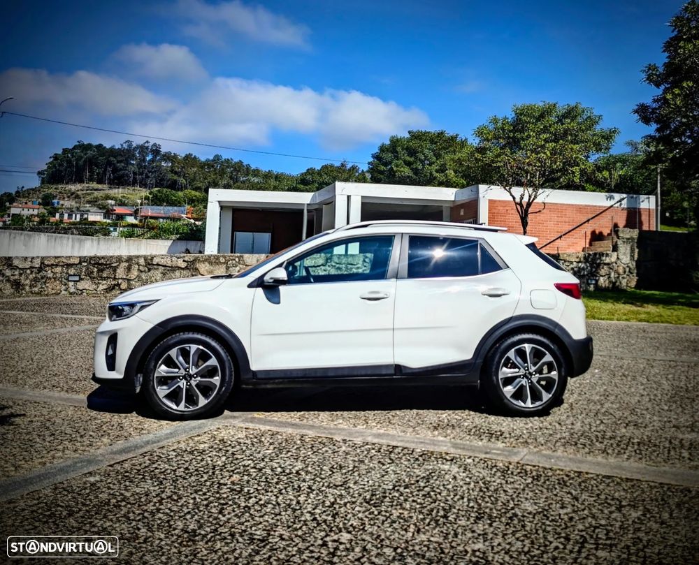 Kia Stonic 1.0 T-GDI GT Line - 24