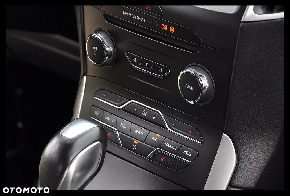 Ford S-Max 2.0 TDCi Titanium PowerShift - 31