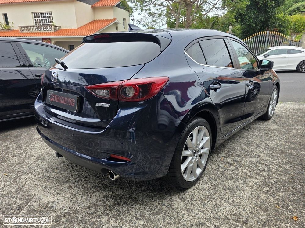 Mazda 3 Hatchback 1.5 Sky-D Excellence - 3