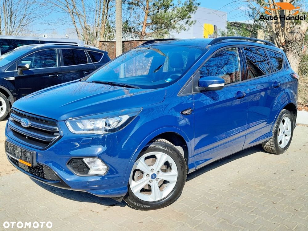Ford Kuga 1.5 EcoBoost 2x4 ST-Line - 4