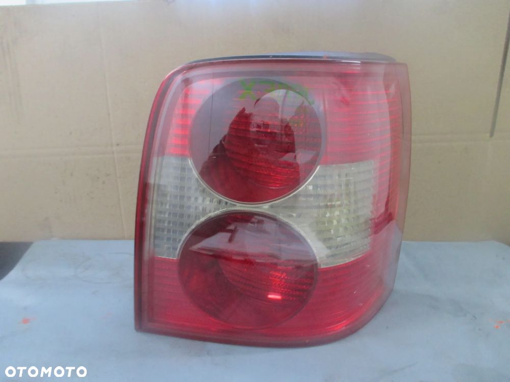Lampa tył prawa VW Passat B5 lift Kombi Europa - 1