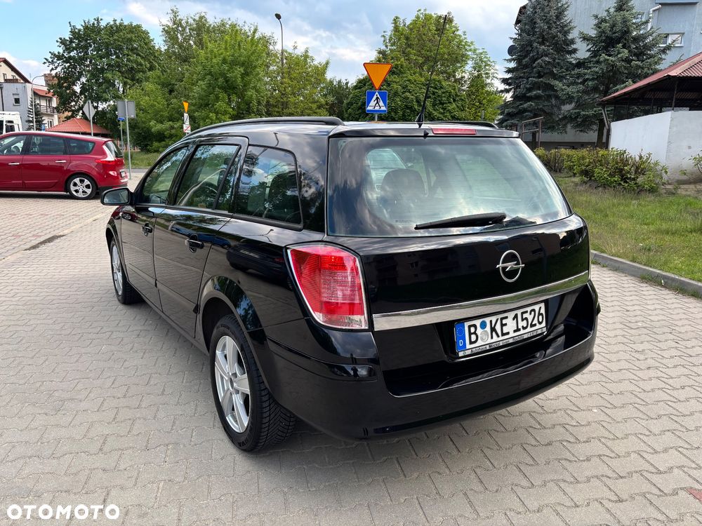 Opel Astra 1.8 Edition - 11
