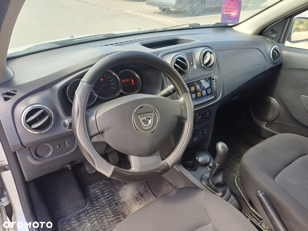 Dacia Sandero 1.2 16V Ambiance - 11