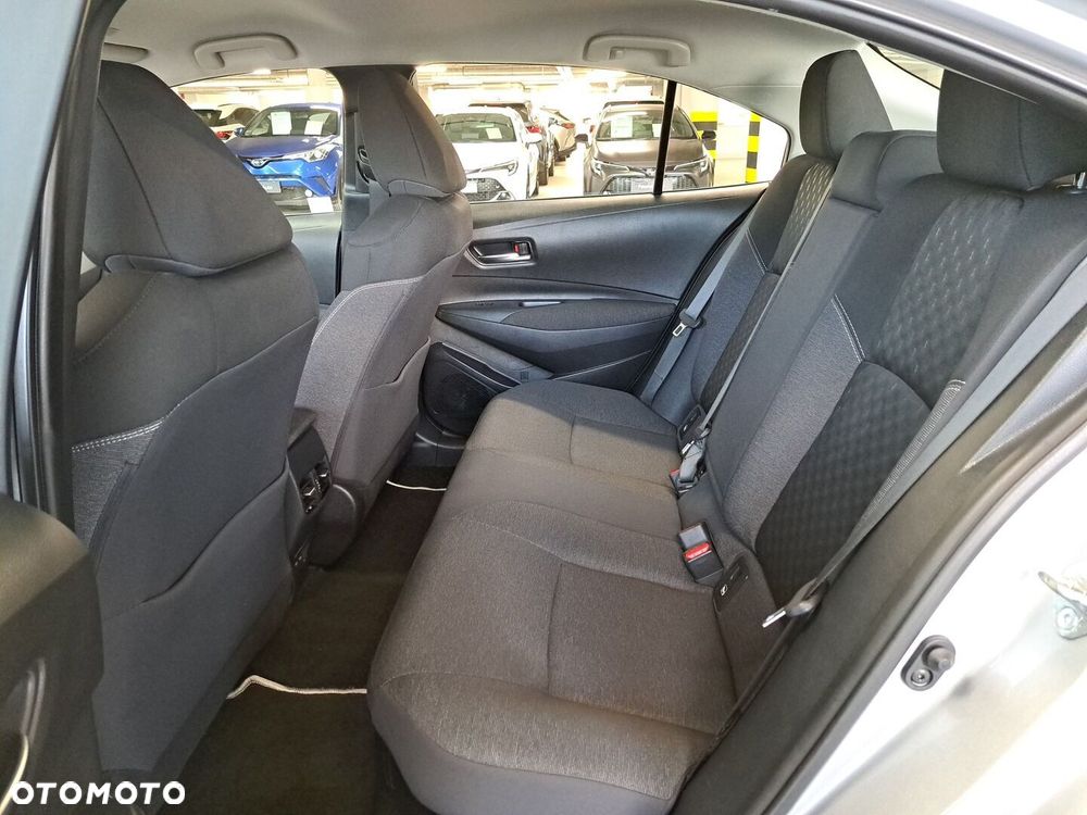 Toyota Corolla 1.8 Hybrid Comfort - 13