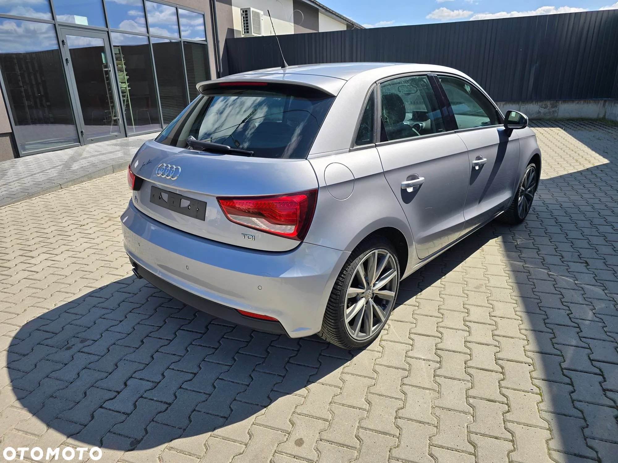 Audi A1 1.4 TDI (ultra) Sportback S tronic sport - 4