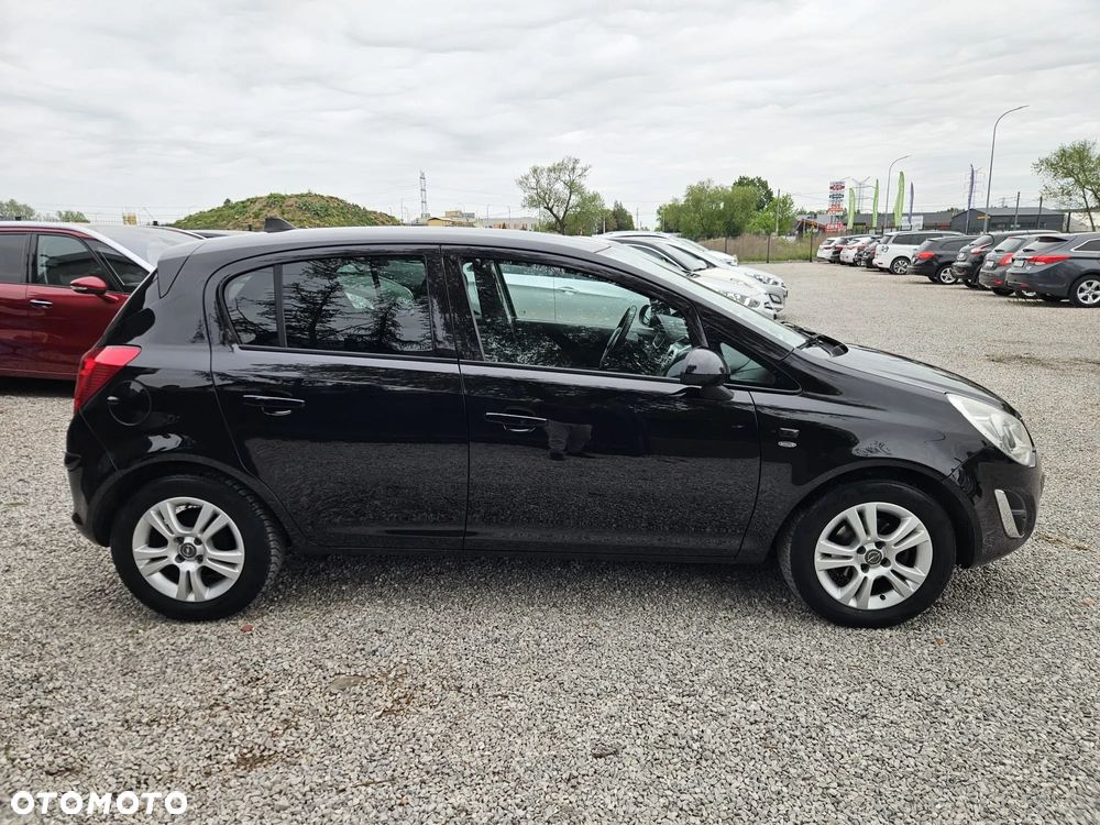 Opel Corsa 1.4 16V Satellite - 12
