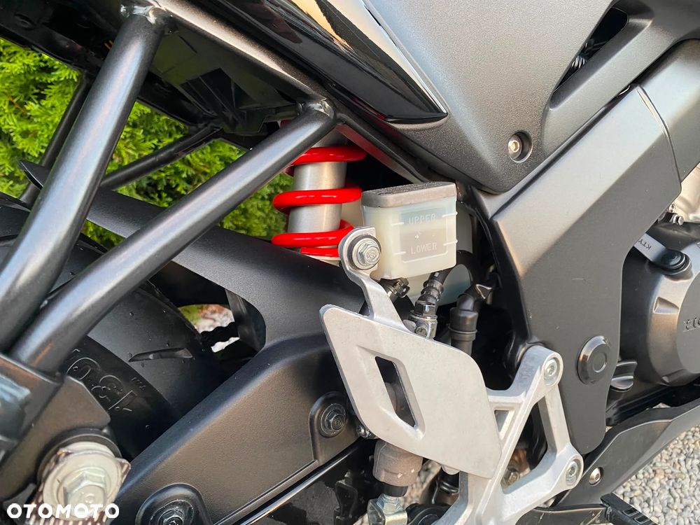 Honda CBR - 8