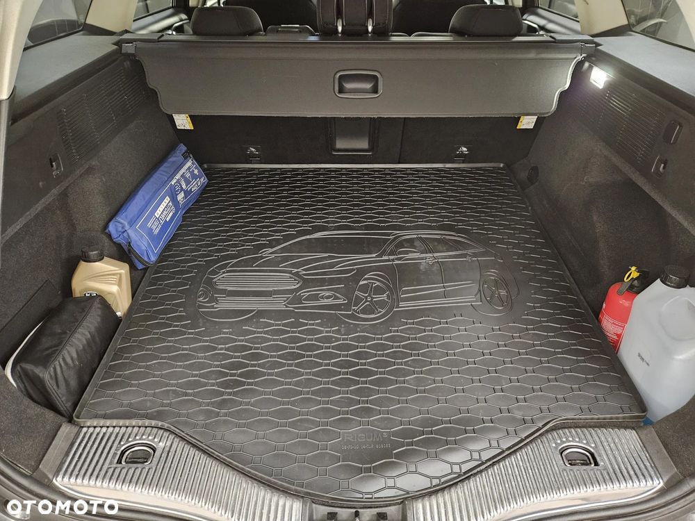 Ford Mondeo - 9