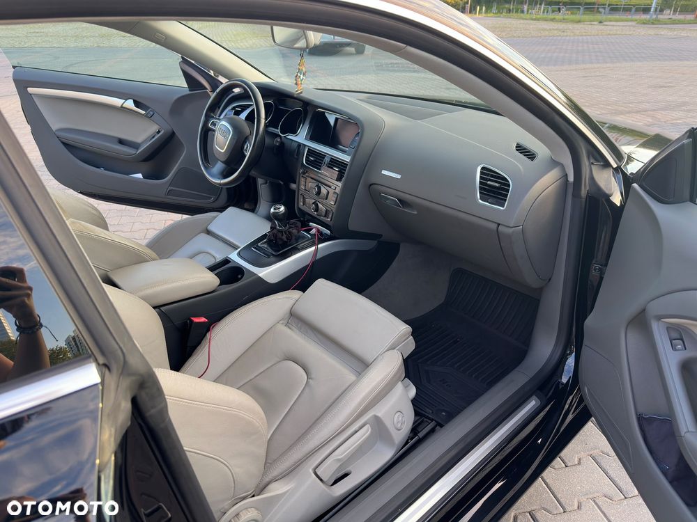 Audi A5 Coupé 2.0 TDI DPF quattro - 13