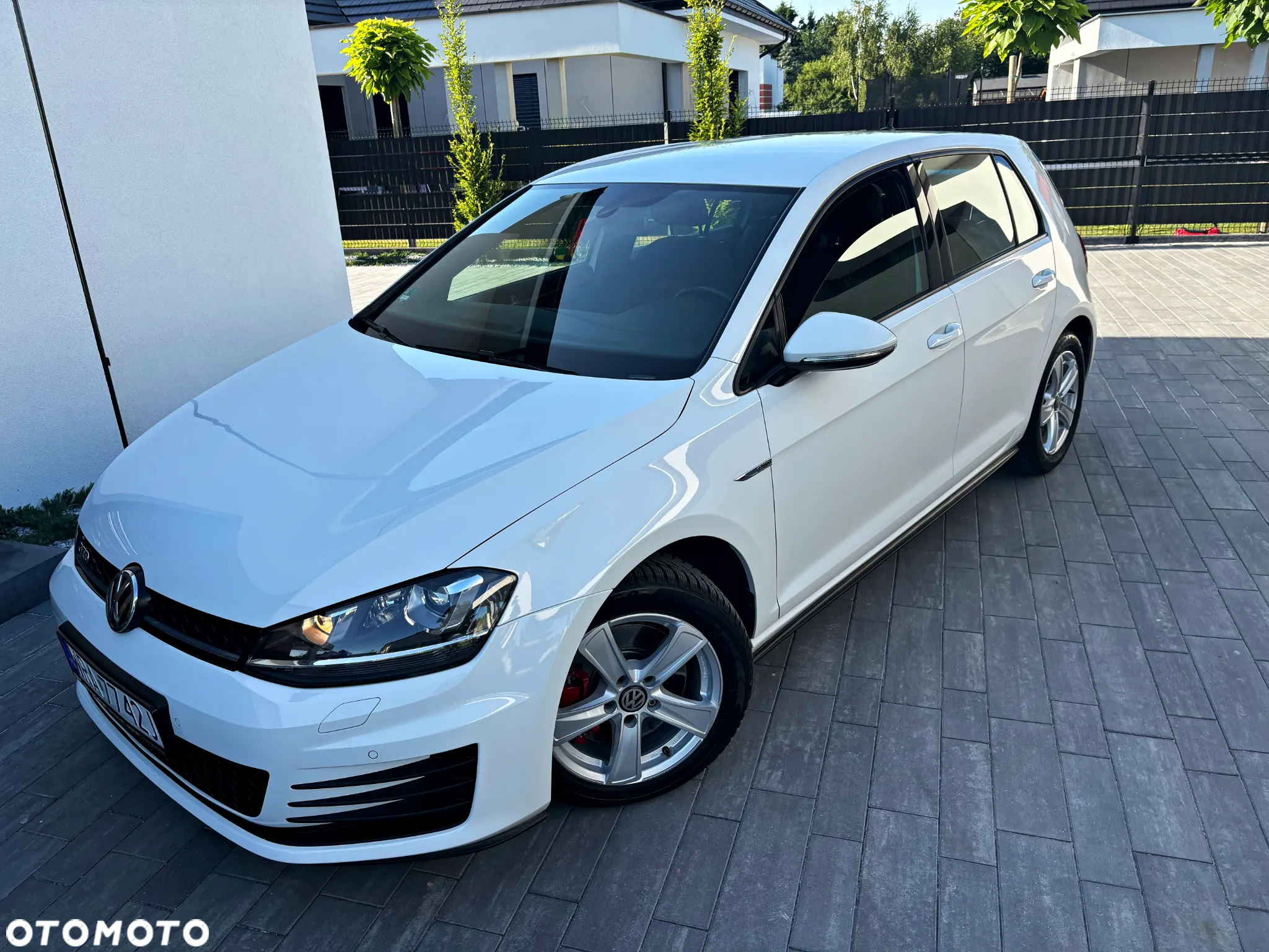 Volkswagen Golf VII 2.0 TDI BMT GTD - 3