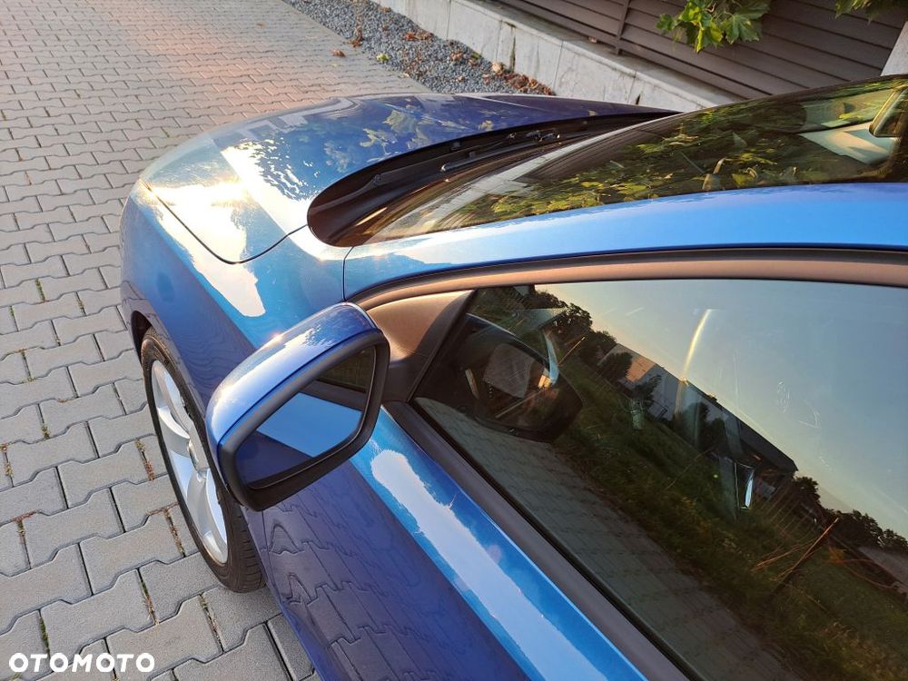 Skoda RAPID 1.6 TDI DPF Elegance - 23