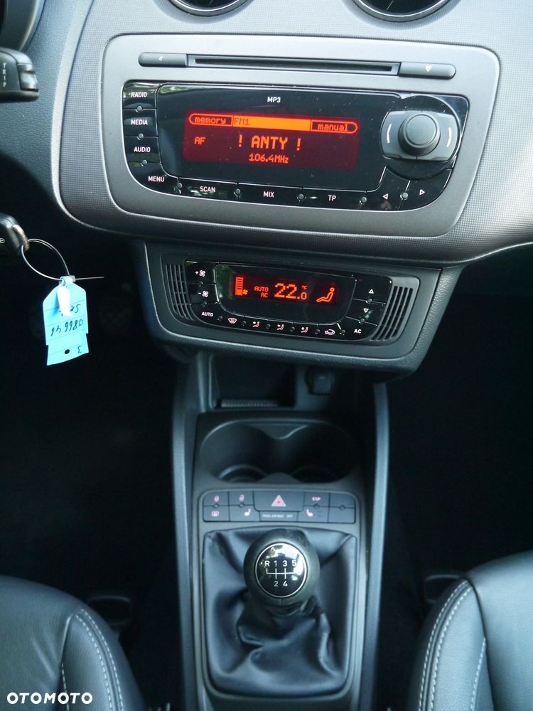 Seat Ibiza 1.4 16V Style Viva - 16
