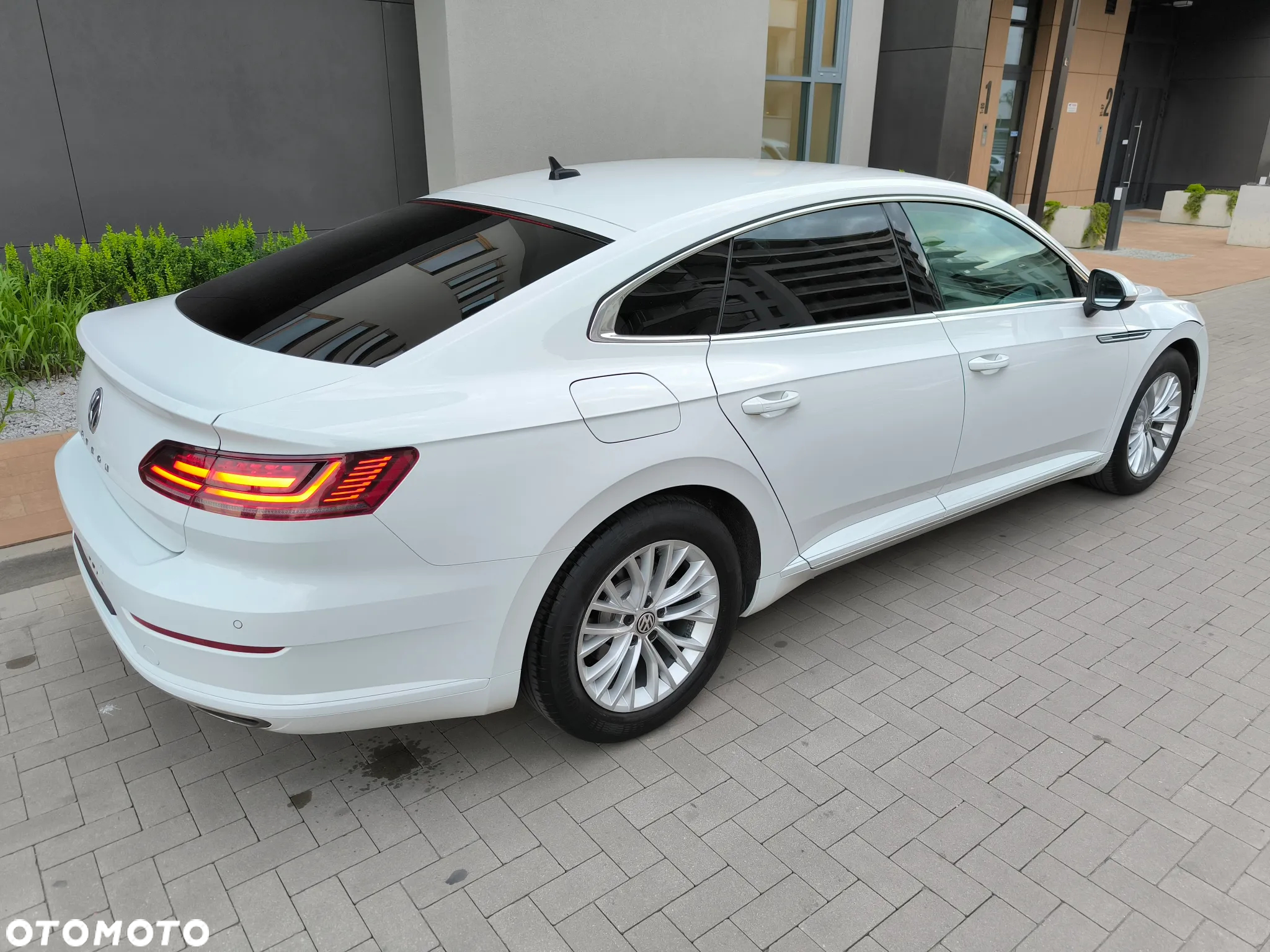 Volkswagen Arteon 2.0 TSI Elegance DSG - 6