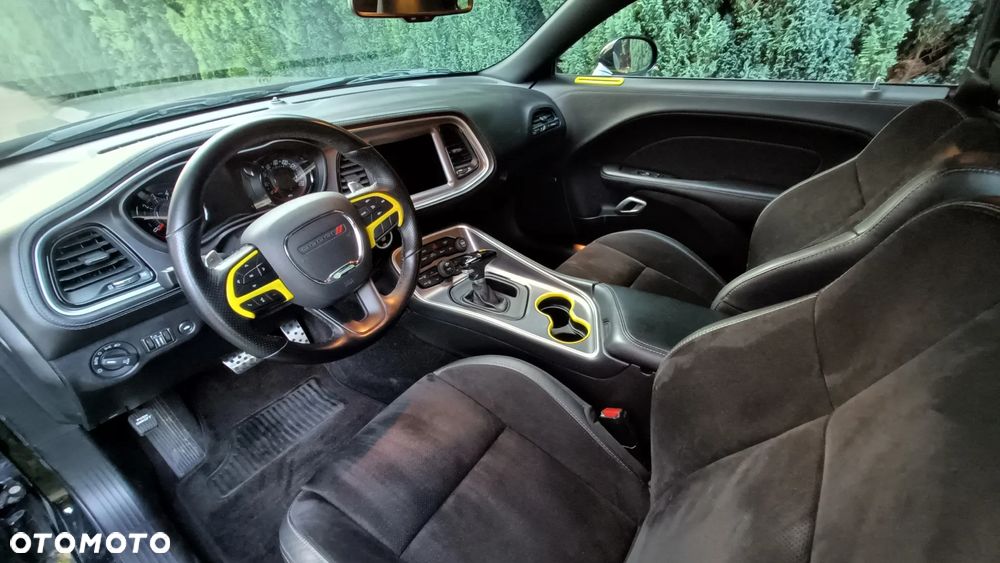 Dodge Challenger 3.6 GT AWD - 29