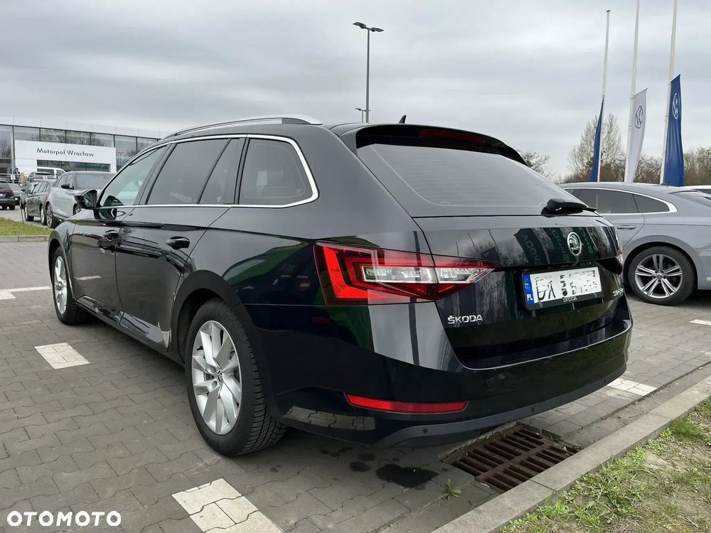 Skoda Superb 2.0 TDI Style - 5