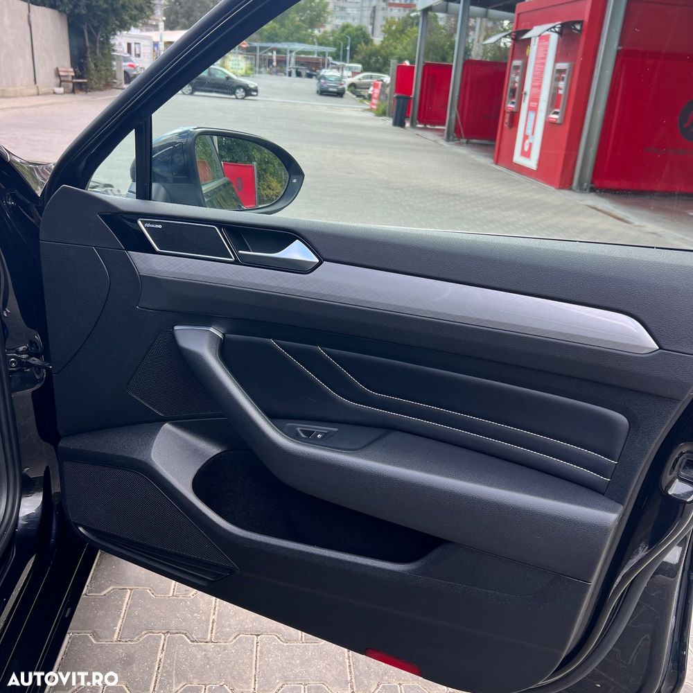 Volkswagen Passat - 16