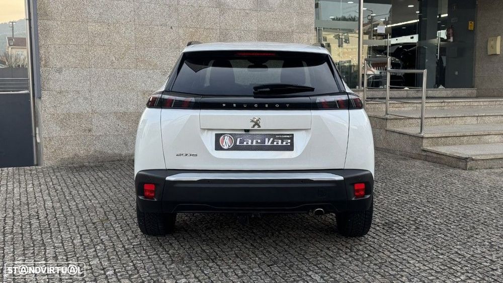 Peugeot 2008 1.5 BlueHDi Allure EAT8 - 7