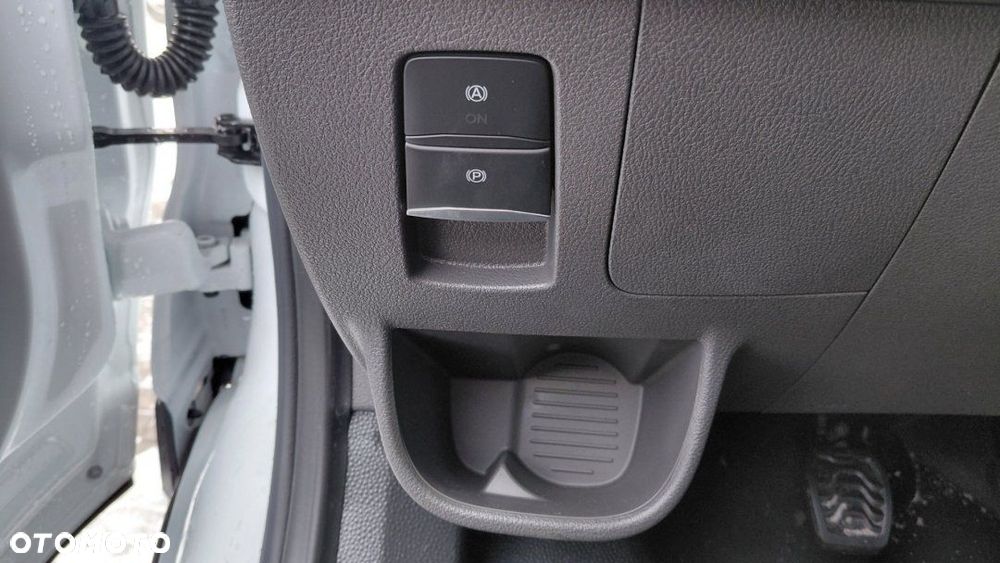 Ford Transit - 24