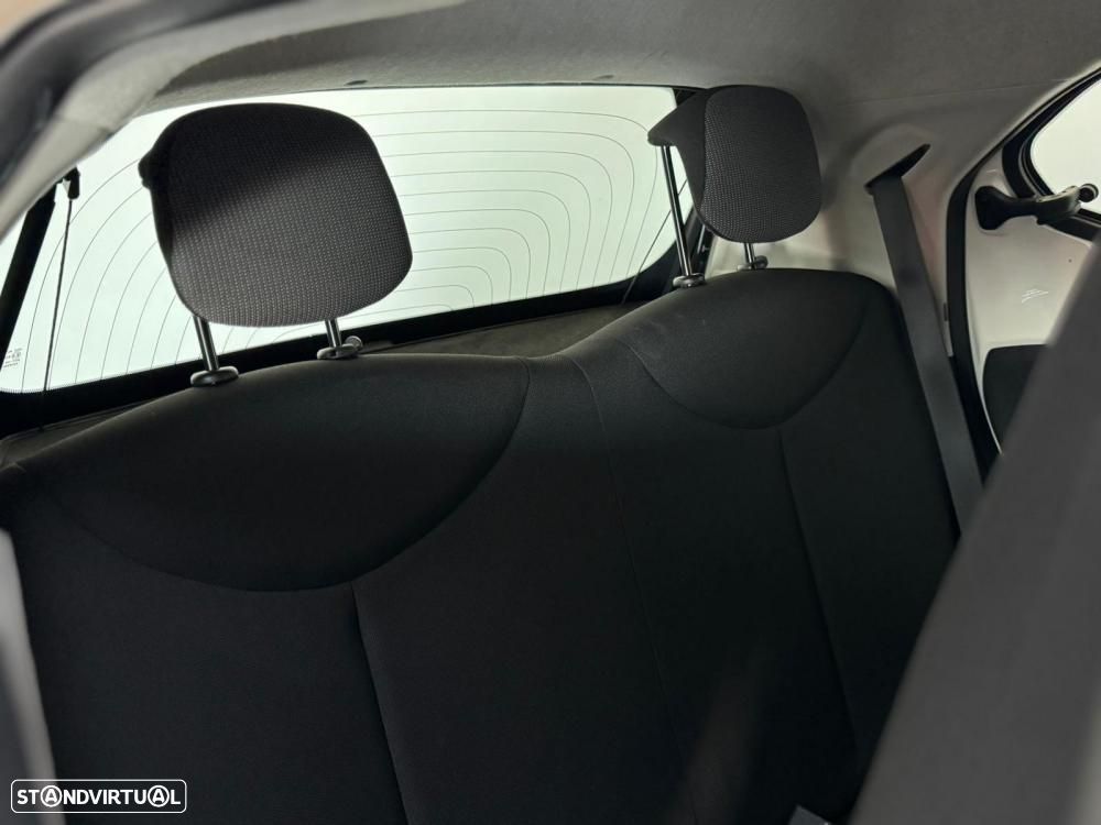 Toyota Aygo x-business - 24