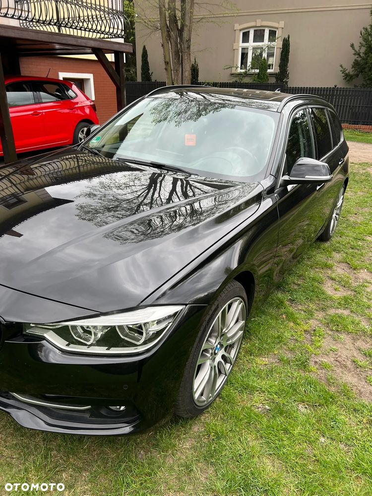 BMW Seria 3 320d Touring xDrive Sport Line - 12