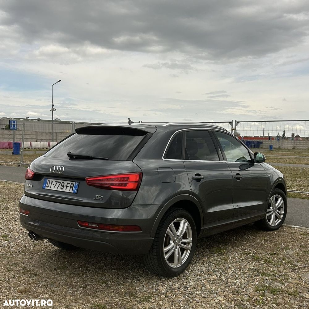 Audi Q3 2.0 TDI Quattro Stronic Design - 2
