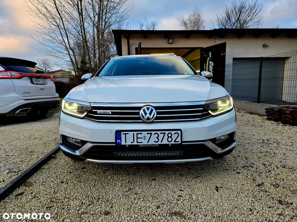 Volkswagen Passat Alltrack 2.0 TDI SCR 4Mot DSG - 11