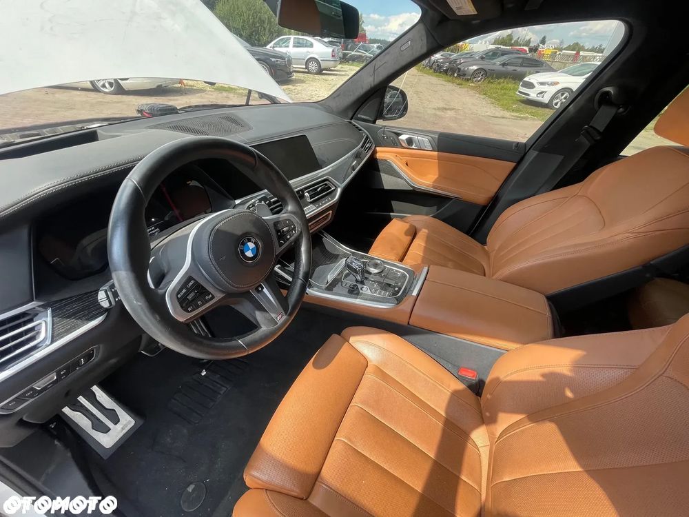 BMW X7 M50i sport - 8