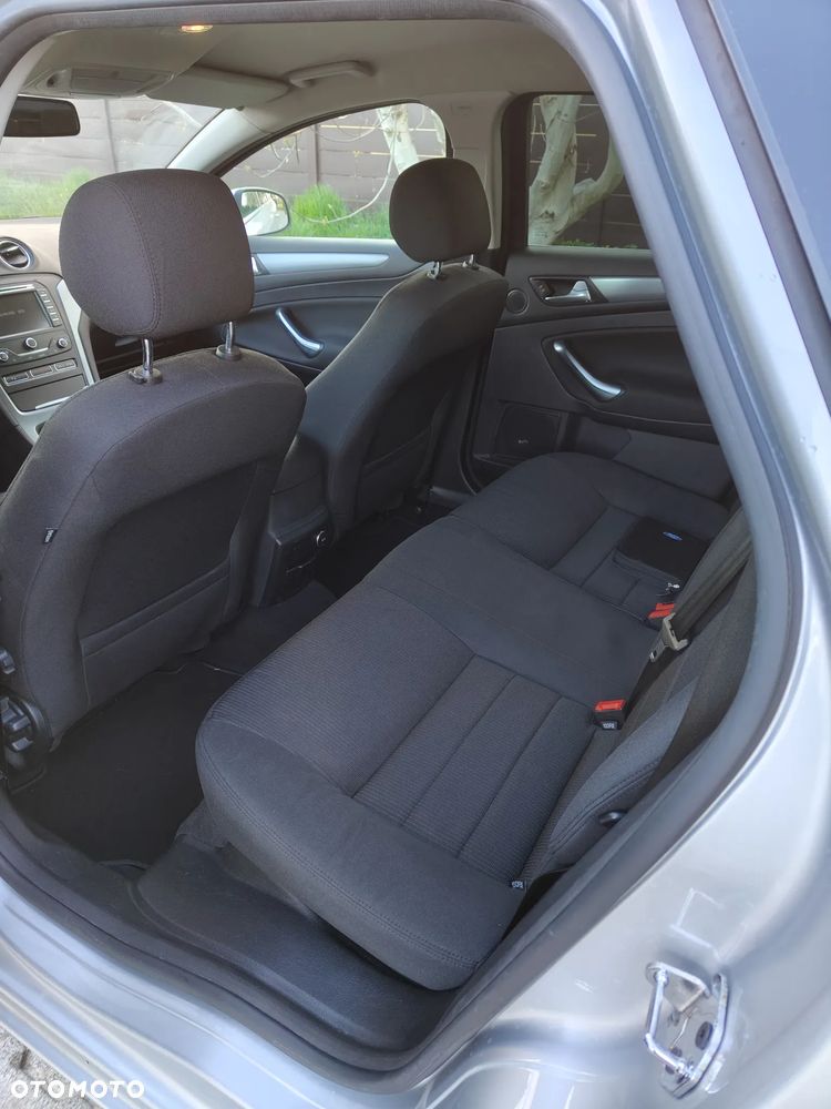 Ford Mondeo 2.0 TDCi Business Edition - 11