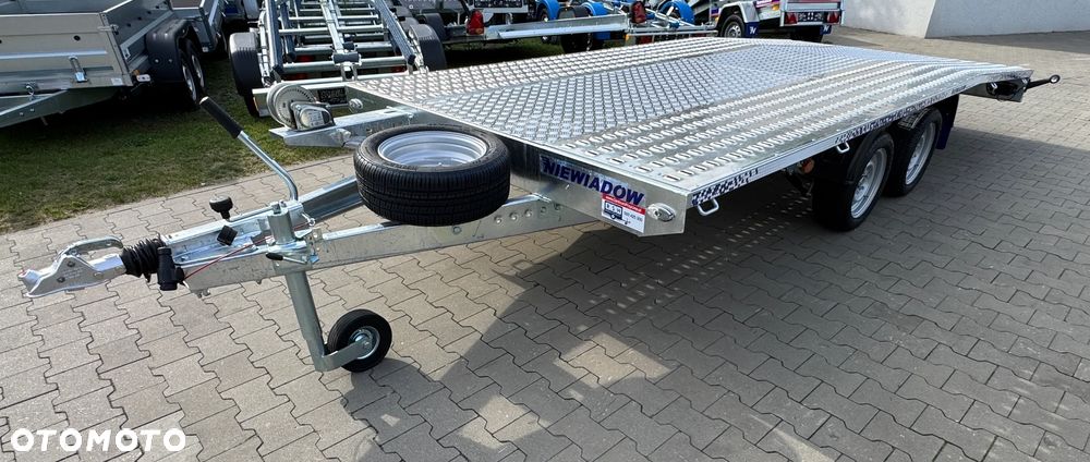Niewiadów Laweta samochodowa NIEWIADÓW  Jupiter 4,5x2,10 cm DMC:2700kg+Wypełnienie środka blachą aluminiową ryflowaną - 10