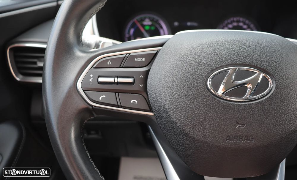 Hyundai Santa Fe 1.6 T-GDI PHEV Vanguard - 32