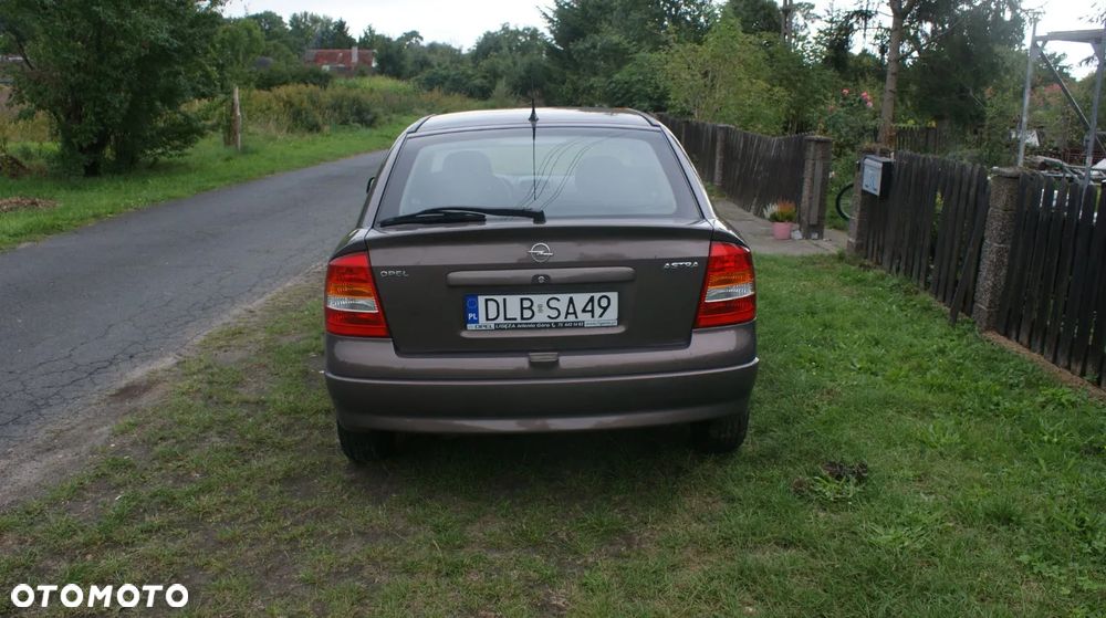 Opel Astra - 21
