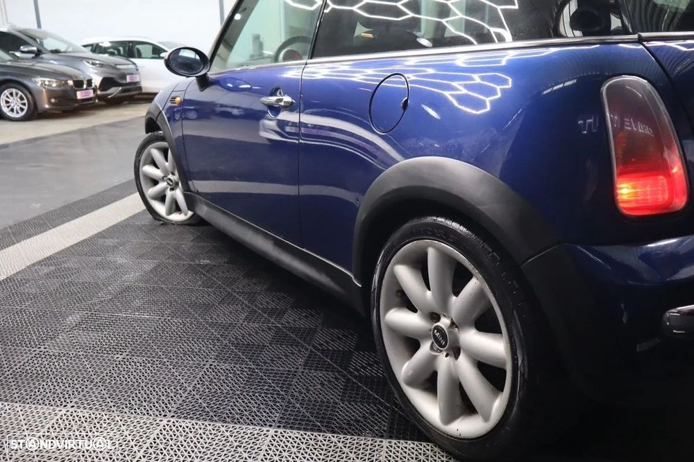 MINI 3 Portas - 6