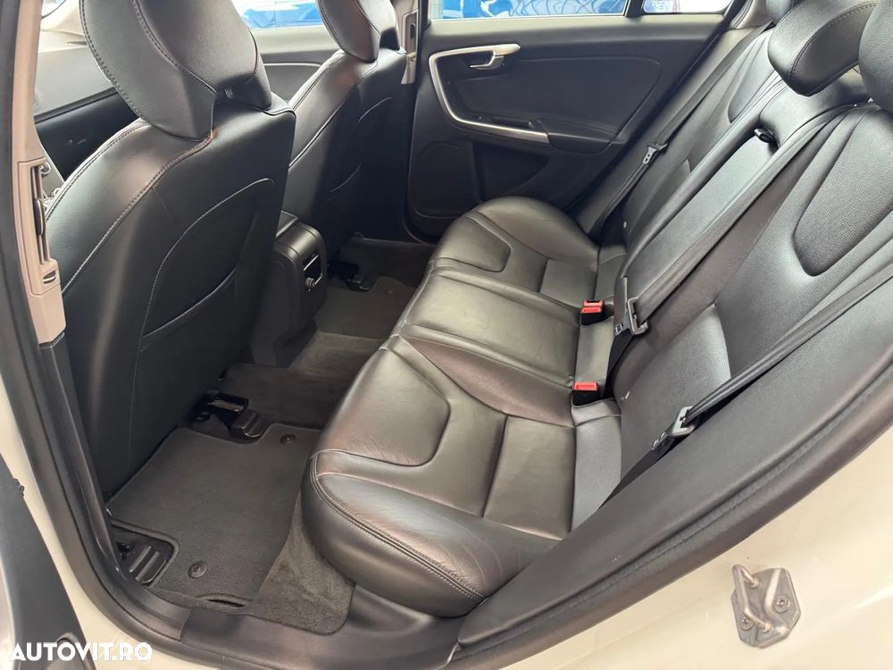 Volvo S60 T2 Geartronic Summum - 12
