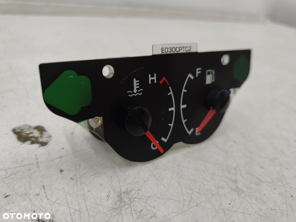 Licznik Hyundai Terracan 01-07r. zegary paliwa temperatury 94400h1100 - 2
