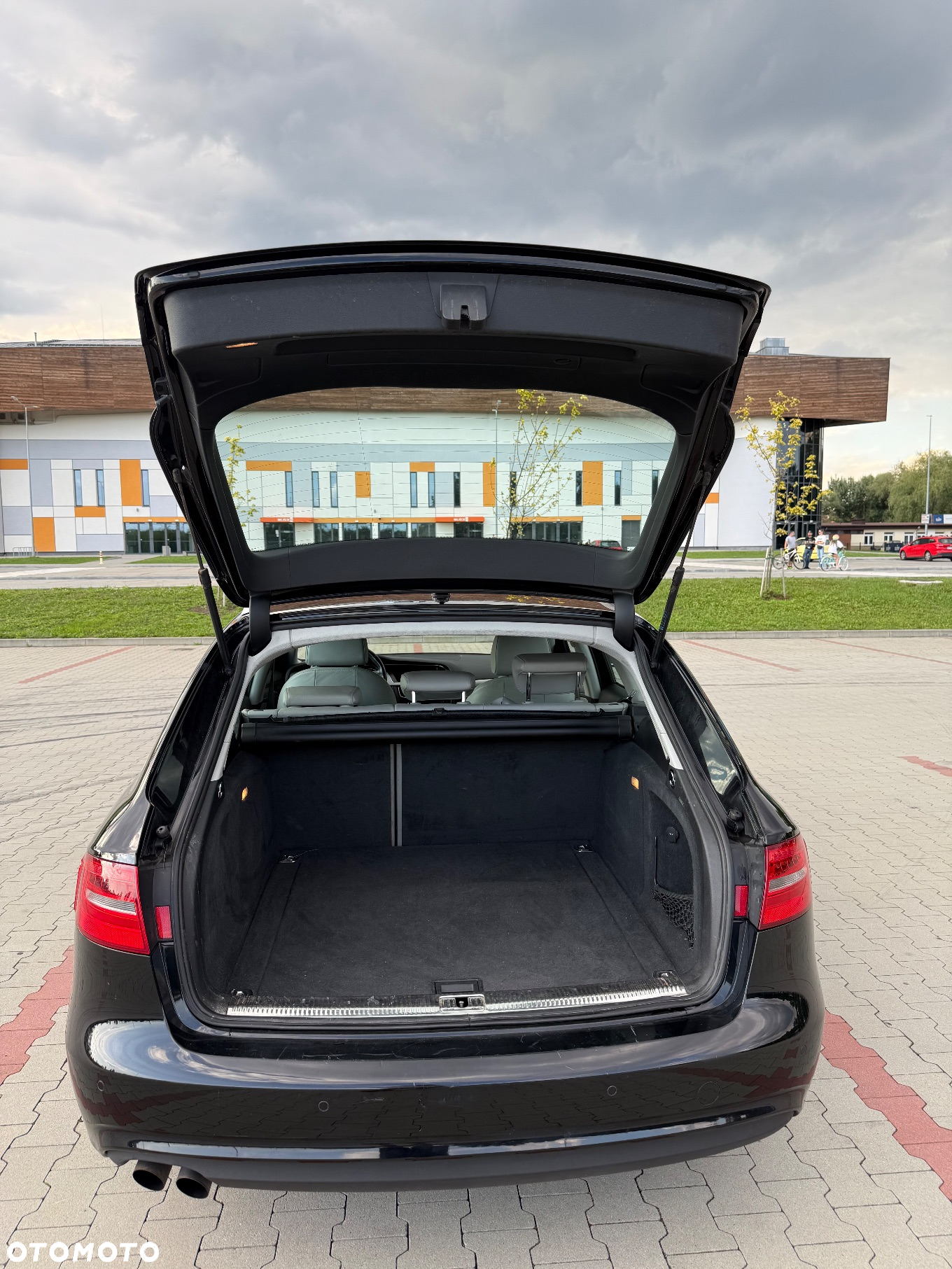 Audi A4 2.0 TDI DPF quattro Ambiente - 14