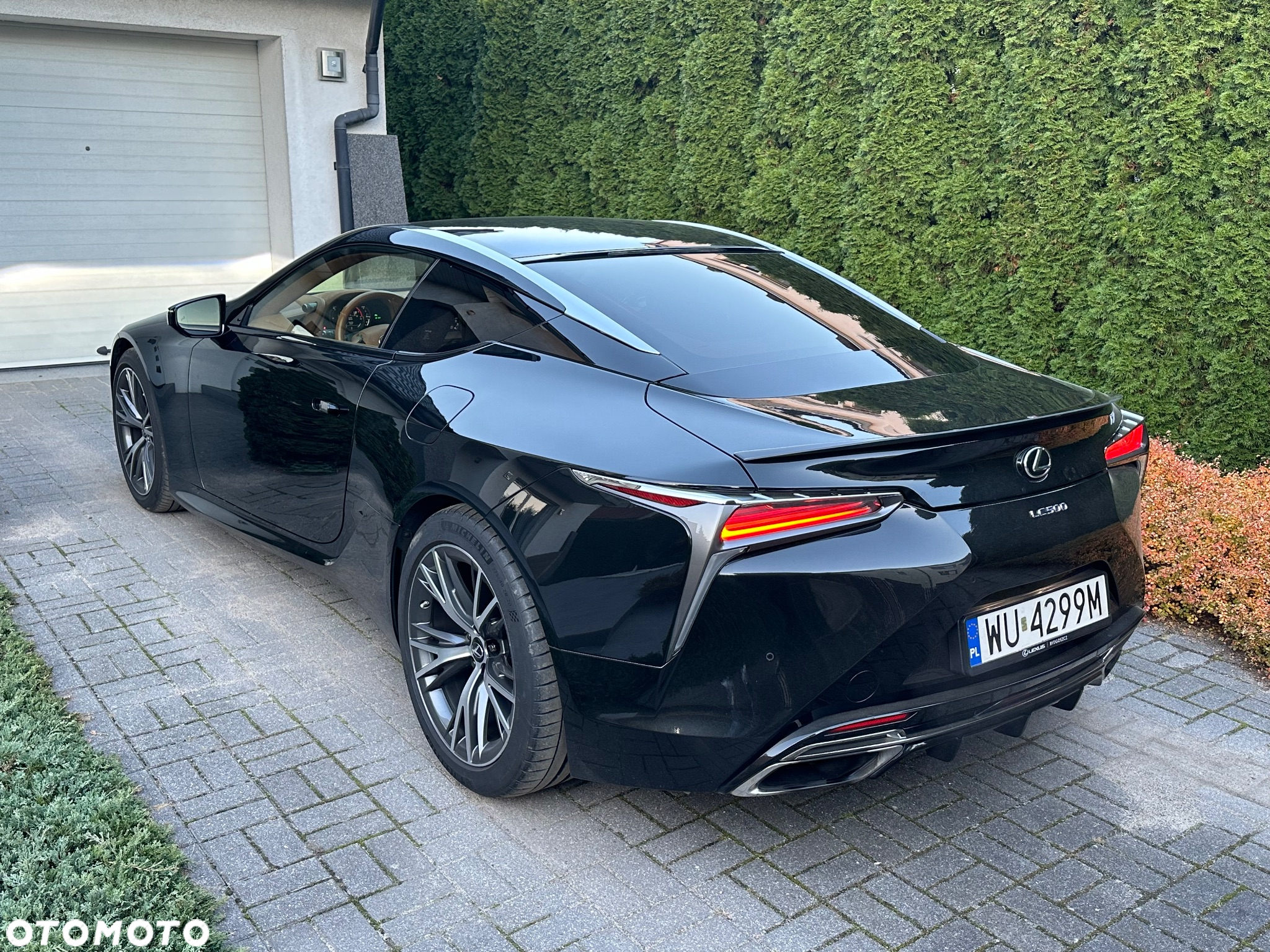 Lexus LC 500 Carbon - 2