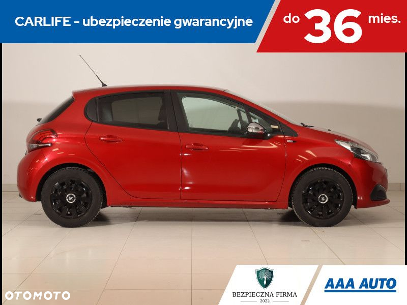 Peugeot 208 - 7