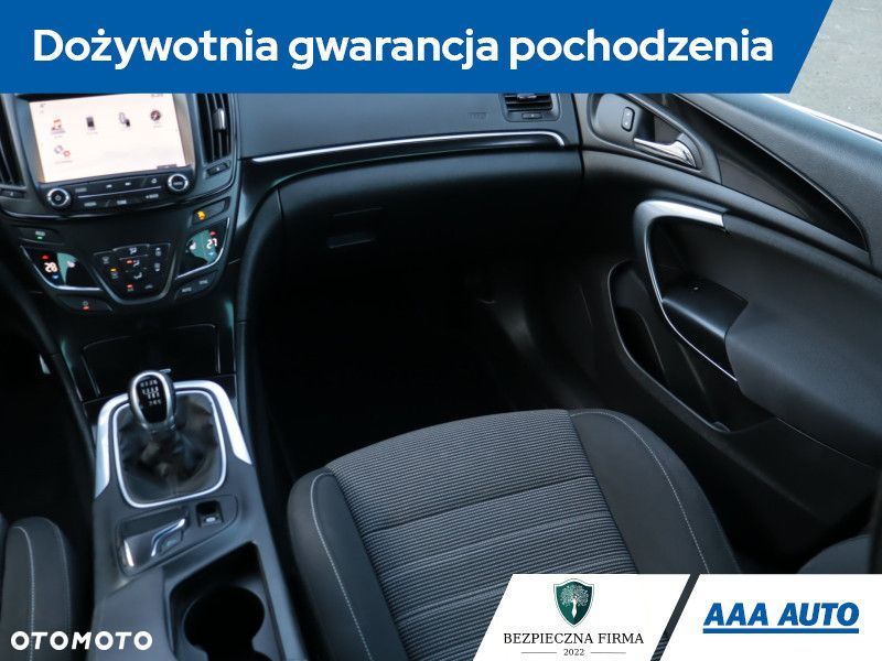 Opel Insignia - 10