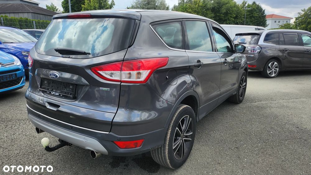 Ford Kuga - 34